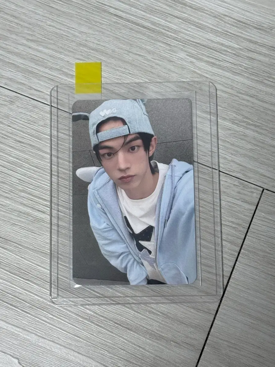thumbnail-0